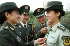 毛启国：我国武警内卫部队“制式臂章”研究图片