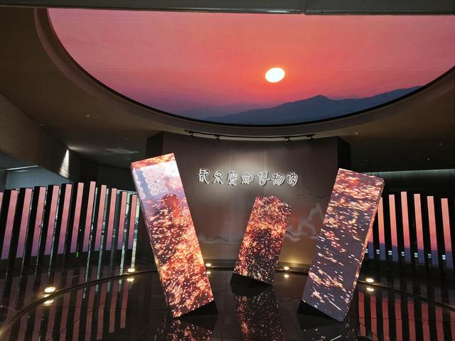 原来古人爱宝剑，就和今天的人爱手机一样