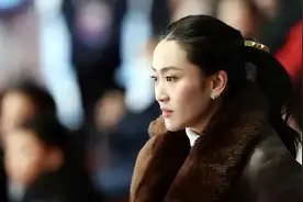 泰国总理佩通坦已出院图片