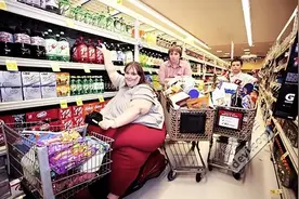 美国人的屁股为啥人均一米宽？喂牲畜的饲料，全吃到了百姓的身上图片