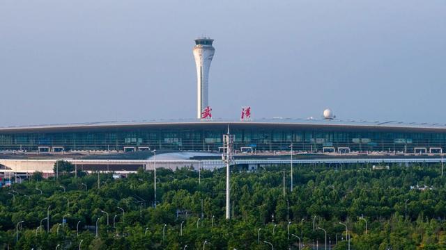 天河机场t2停车场收费，天河机场t2停车攻略