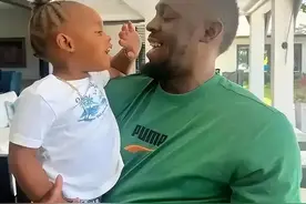 百米飞人博尔特现状：退役6年生3个孩子，每年400万美元领一辈子图片