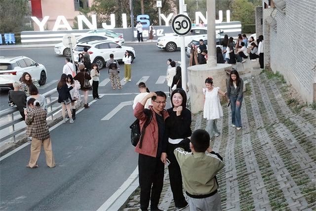 在延吉的美好时光：逛市集、做“公主”、寻味烟火人间