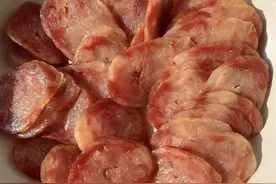 晒干的香肠，直接冰箱冷冻，是大错！教你正确方法，放半年不变味图片