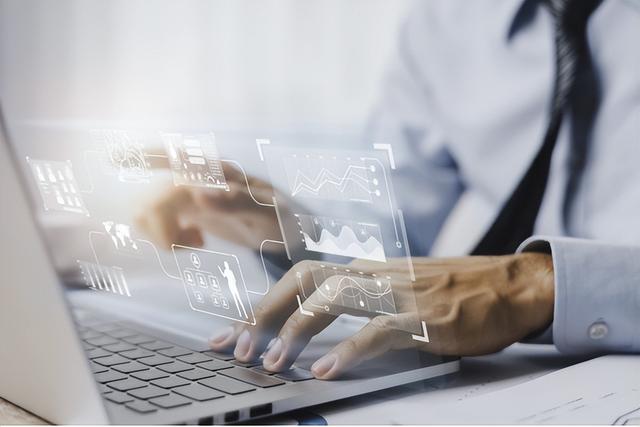 50岁以上人工智能使用率九成：免费工具成标配	，责任成稀缺资源