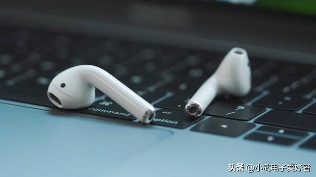 AirPods 要上实时翻译！以后出国砍价再也不怕被坑了