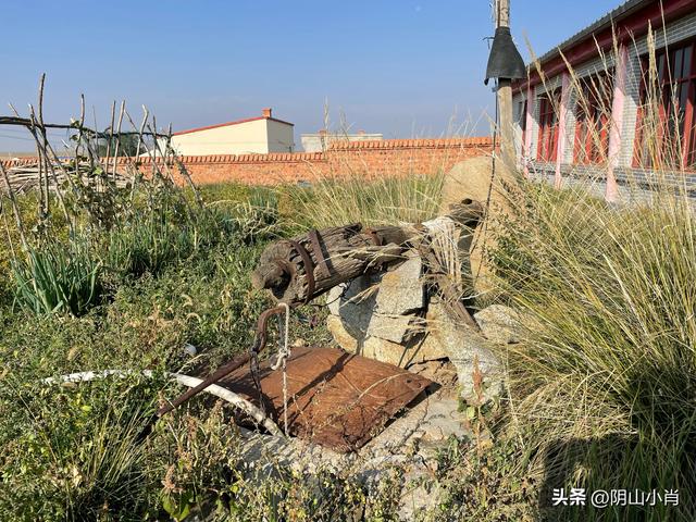 走访合教黑教堂抗日兵变旧址