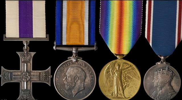 一战狙神射杀上百德军，率24人杀3000敌仅6人活下，勋章现被拍卖