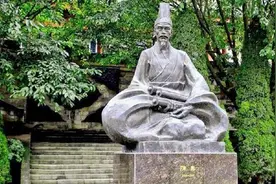 《三国志》中，为什么曹魏文武死后都称薨，而蜀吴却称卒？图片