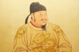 皇子装疯，被宦官当傀儡拥为皇帝，即位后第一道圣旨，让百官颤抖图片