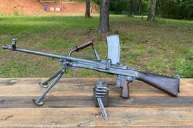很多人说错！神秘机枪现身叙利亚内战，神似捷克式，从何而来？图片