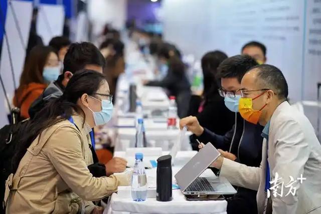 29万人逃离湖南,22万人离开吉林!人口大迁徙中,谁是最后赢家?
