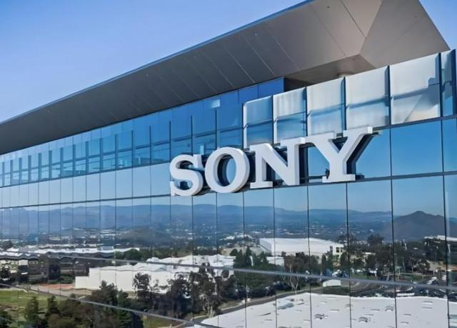 高市刚敲定稀土大单，哈萨克斯坦趁虚而入，结果被中国卡脖子