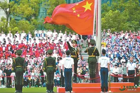 解放军驻港驻澳部队，为何每年都要轮换？而且都在晚上？图片