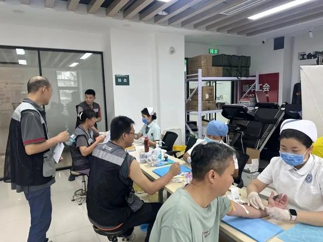 从确诊到去世仅15天，“央视最帅主持人”的遭遇为人们敲响警钟