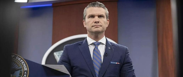 中美一旦开战，美军将全面轰炸中国？基辛格曾称：中美正走向悬崖