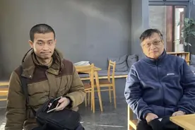 北大校友张益唐回母校，分享孪生素数猜想，田刚、韦东奕出席会议图片