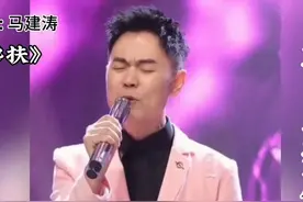 原唱完整版，《搀扶》什么样的经历才能写出这么好的歌词图片