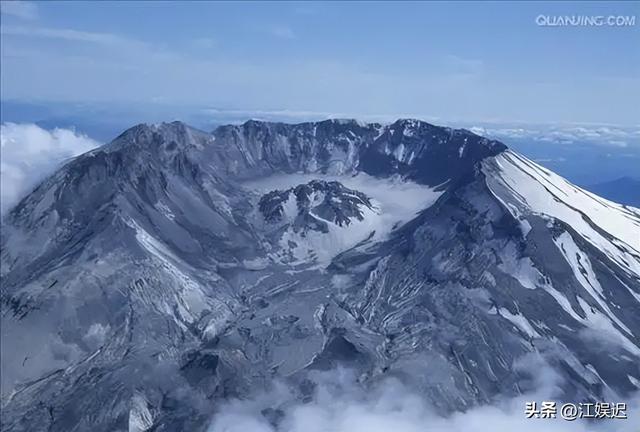 夺命火山爆大量浓烟，美地质局发紧急通知，原因和45年前爆发有关