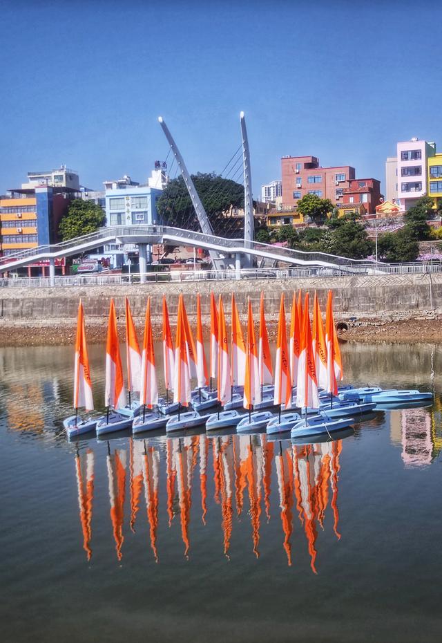 破茧化蝶新渔村