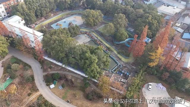 二〇二五年十二月七日，再去看看莲花池公园