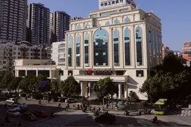 误点广告致“保费被扣”，工商银行漳州迎宾支行援手维权助退款图片