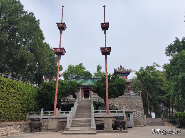 二刷毓璜顶，历经百年的玉皇庙古建筑群，山门里遇到两位门神