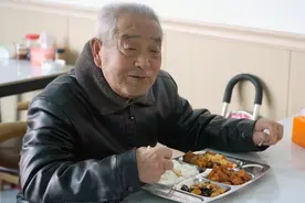 “高膳食纤维”水果排行榜，比蔬菜的含量还高，建议中老年早知道图片