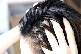 头发油腻的原因是什么？帮您找出问题，重获清爽。图片