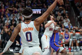 末节7中1惨遭逆转：杜兰特关键球各种打铁失统治力 雷霆双星完胜KD图片