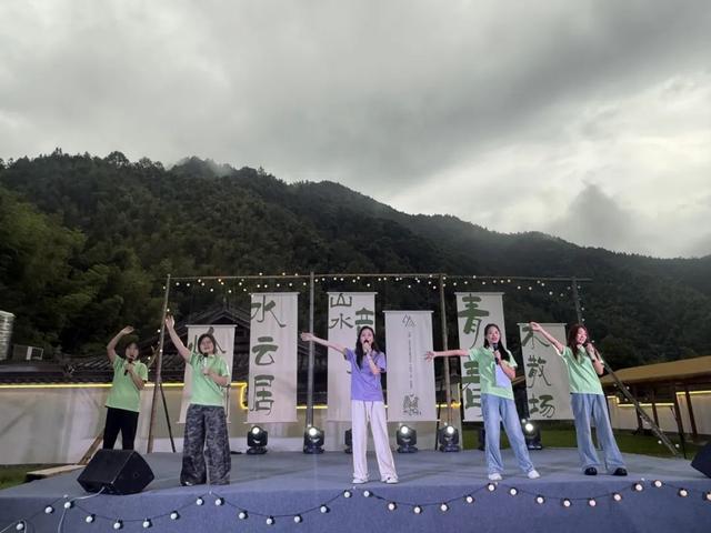 休宁生态漂流季青春启幕 云端畅享山水乐章 | 皖美夏日