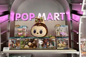 泡泡玛特大规模补货 Labubu首次开启线上预售图片