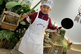 徐海路幼儿园走红，小朋友发烧不肯请假:明天轮到我掌勺了！图片