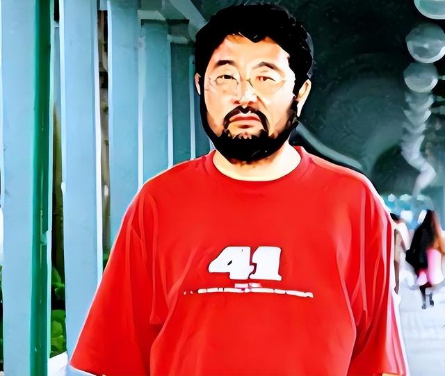 与潘虹和平离婚后，爱上小21岁的王小丫，今78岁的米家山后悔了吗
