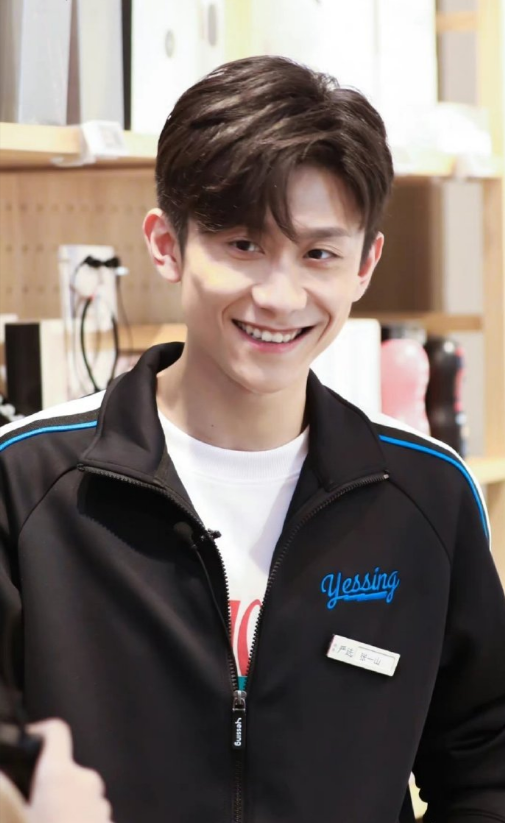 司晓迪爆料仅4天，央媒点名张一山	，信息量太大，杨紫坐不住了