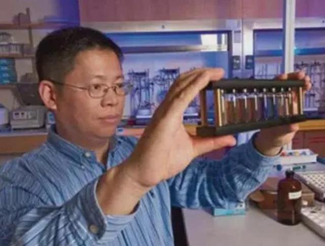 美国发出全球通缉令，逮捕中国芯片科学家陈正坤，现在怎么样了？
