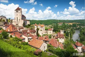 Airbnb爱彼迎发布五一出境游趋势报告：日本持续霸榜，欧洲徒步、自驾、海岛游出圈图片