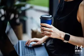 下班顺路捎同事回家，结果从此被“赖上”，你要怎么回绝？图片