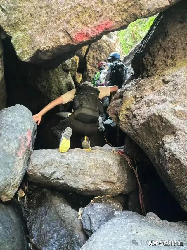 温台交界这条有峡谷山脊、瀑布碧潭、奇峰怪石的徒步路线等你走起