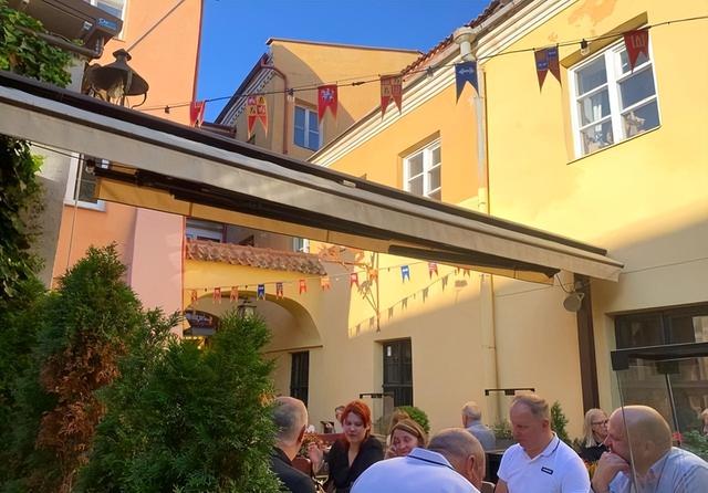 立陶宛为啥被称为“欧洲淫窟”？带你去瞧瞧这个可悲的中欧小国