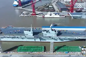 076型两栖攻击舰，世界首创技术，解放军海军，需要多少艘？图片