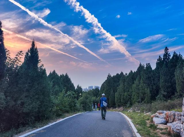 济南首条云巴正式运营，沿途周边游攻略快来get！