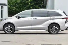 丰田格瑞维亚双擎：从50万跳水到30万，混动MPV真香与智商税之争图片