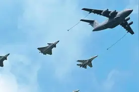 空降解放军收台湾？台媒突然发现：运-20编队是更大的“威胁”图片