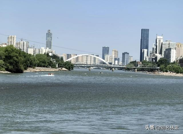 河西走廊自由行（2），参观甘肃省博物馆，这里有国宝～马踏飞燕