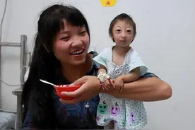 14年前湖南夫妇生下"小猴子"，差点被杂技团买走，如今孩子咋样了图片