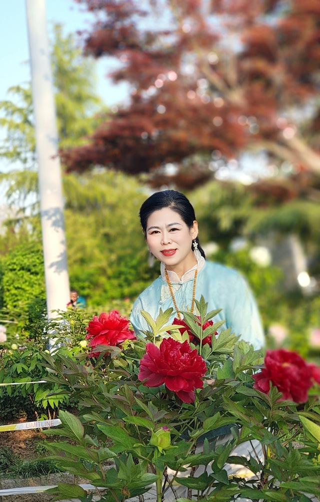 国色天香 旗韵芳华——牡丹园赏花雅集