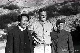 1944年美军观察组访问延安：受到最高规格的接待，八道菜加一壶酒图片