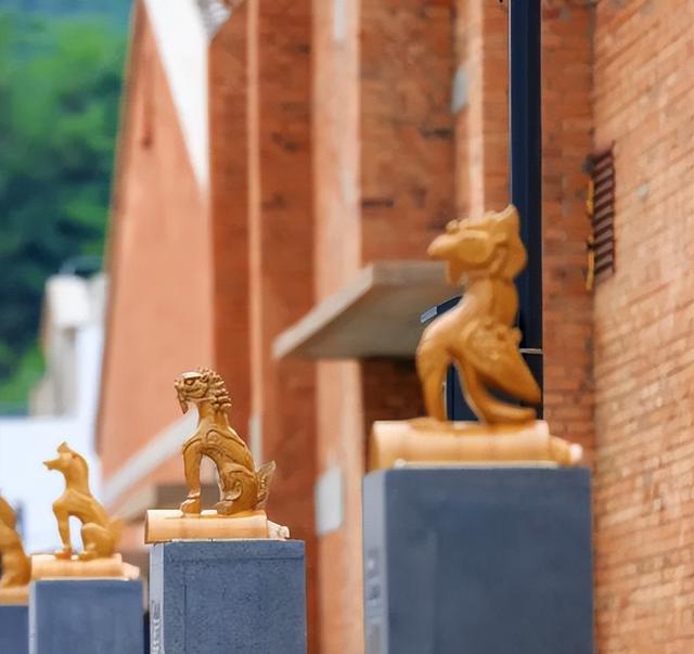 颜值拉满！洁白“雪乡”承包你的冬日梦境| 周末京郊微度假