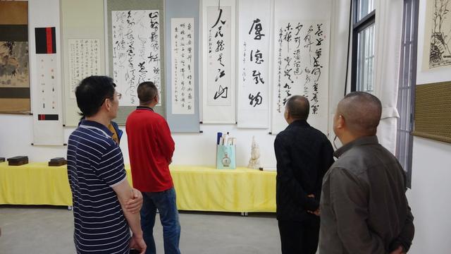 国庆节当天，南充嘉陵这条山沟逆天成了一帮文人墨客“打卡地”！